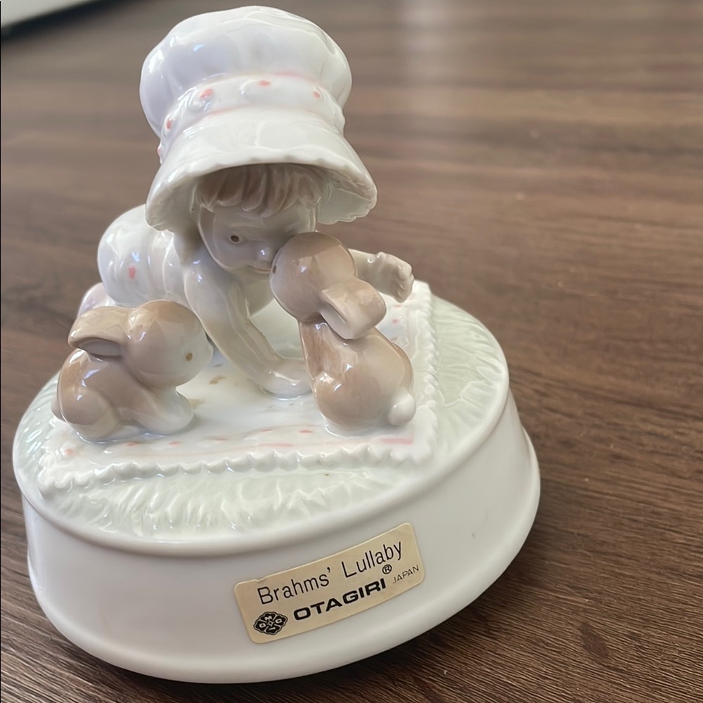 Vintage Otagiri Gibson Greeting Cards Music Box Brathms’ Lullaby
